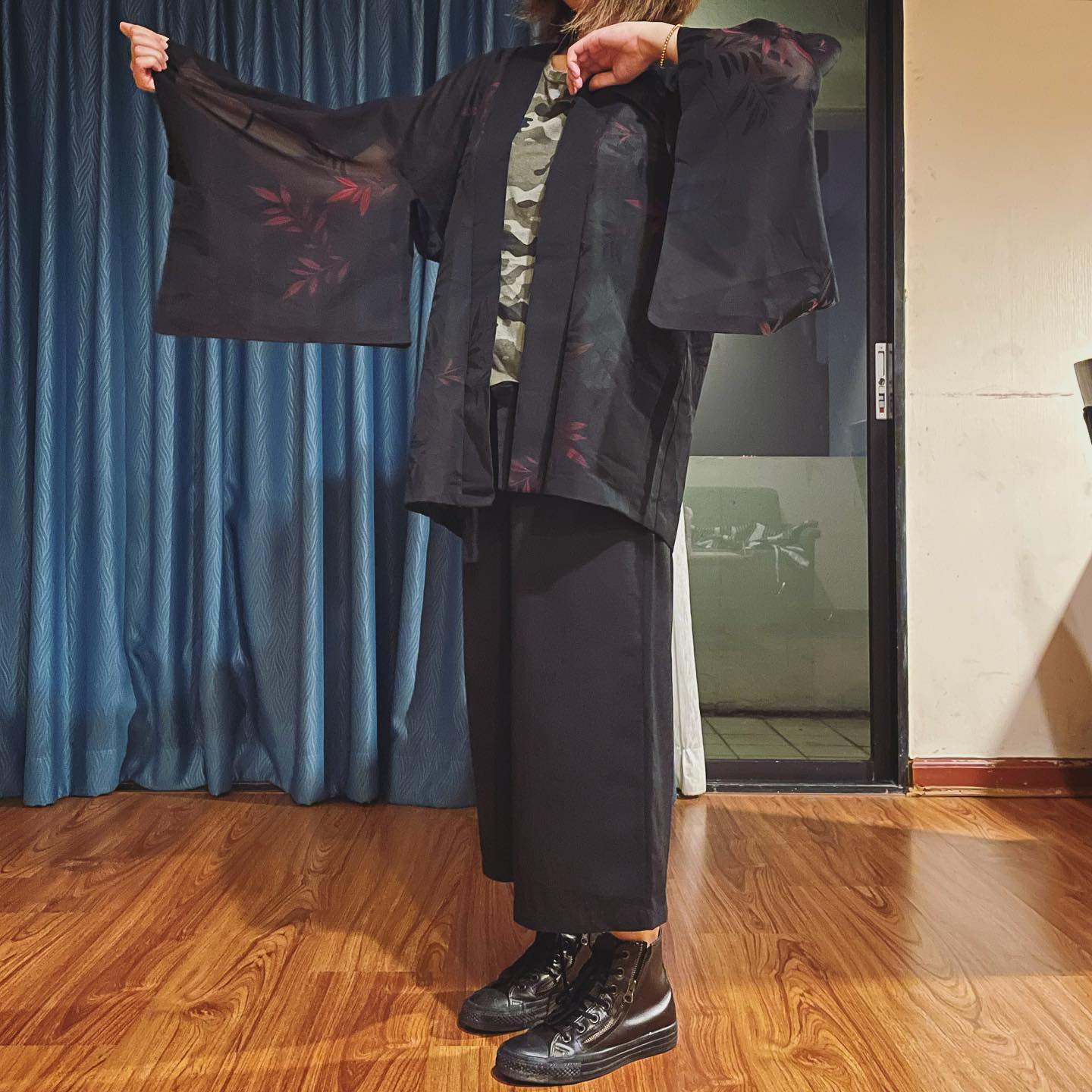 Customer wearing Sumo Vintage